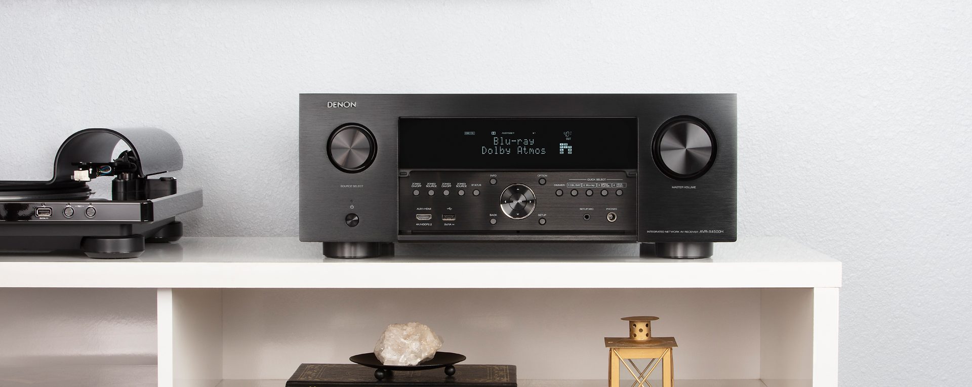 Denon_AVR_4500H_B_EU_Lifestyle_002_16102018